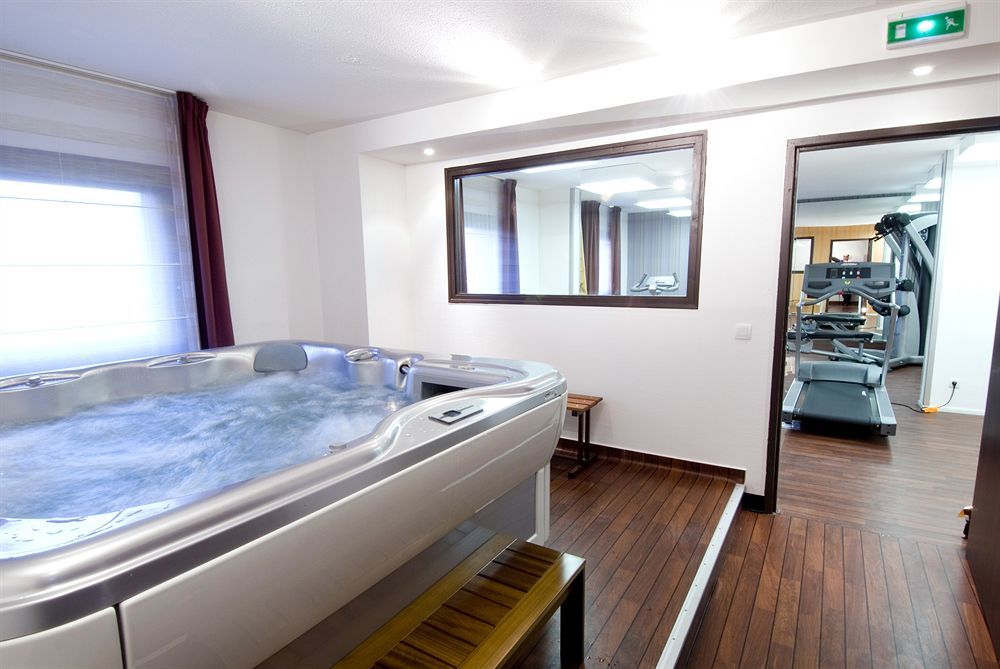 Canal Suites Pantin Exteriér fotografie
